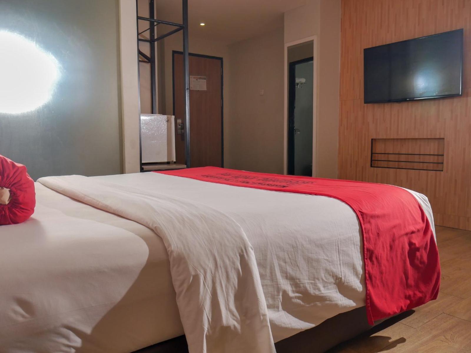 Meotel Purwokerto Exterior foto